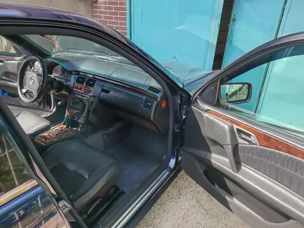 Mercedes-Benz E 280 1999 года за 4 300 000 тг. в Шымкент – фото 13