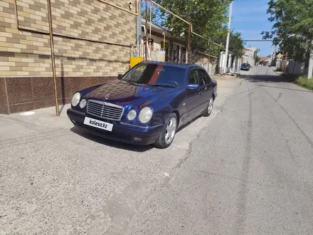 Mercedes-Benz E 280 1999 года за 4 300 000 тг. в Шымкент – фото 4