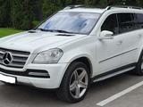 Mercedes-Benz GL 550 2010 годаүшін13 000 000 тг. в Семей – фото 2