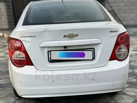 Chevrolet Aveo 2015 года за 4 800 000 тг. в Уральск – фото 4