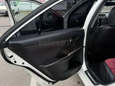 Toyota Camry 2015 года за 8 500 000 тг. в Алматы – фото 12