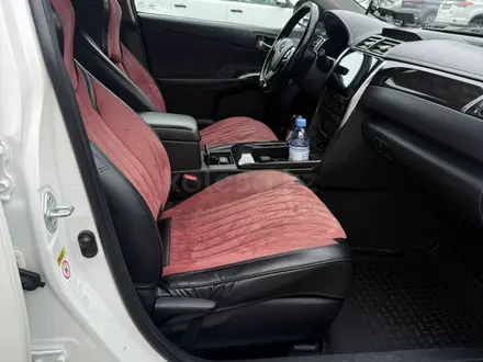 Toyota Camry 2015 года за 8 500 000 тг. в Алматы – фото 18