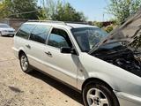 Volkswagen Passat 1994 года за 1 800 000 тг. в Шымкент – фото 4