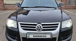 Volkswagen Touareg 2008 годаfor6 950 000 тг. в Алматы