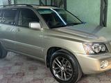 Toyota Highlander 2003 года за 7 800 000 тг. в Шымкент – фото 2