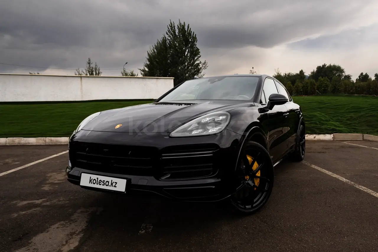Порше Cayenne Coupe, 2022