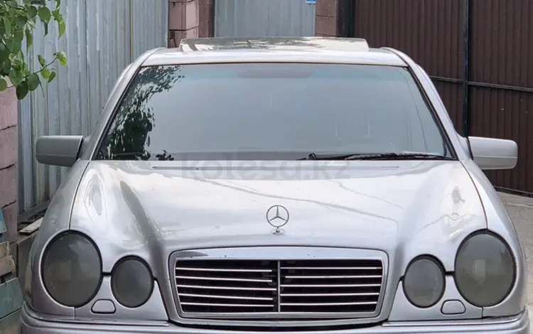 Mercedes-Benz E 320 1997 года за 3 000 000 тг. в Алматы
