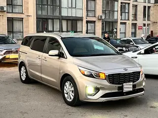 Kia Sedona, 2016