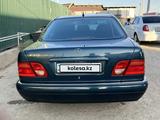 Mercedes-Benz E 430 1998 годаfor4 800 000 тг. в Шымкент – фото 4