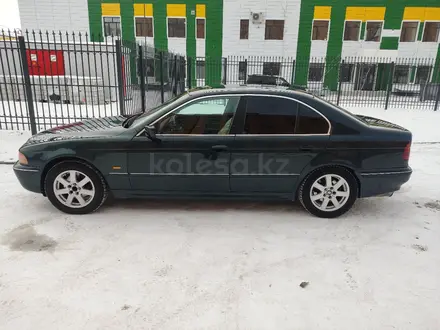 BMW 528 1996 года за 2 400 000 тг. в Караганда