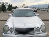 Mercedes-Benz E 240 1998 годаүшін3 300 000 тг. в Алматы – фото 3