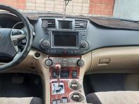 Toyota Highlander 2013 годаfor14 500 000 тг. в Кокшетау