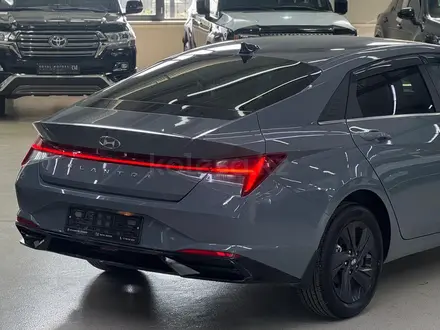 Hyundai Elantra 2021 года за 7 900 000 тг. в Шымкент – фото 9