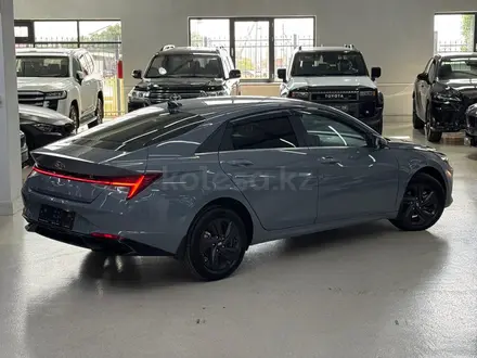 Hyundai Elantra 2021 года за 7 900 000 тг. в Шымкент – фото 10