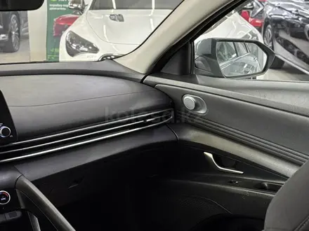 Hyundai Elantra 2021 года за 7 900 000 тг. в Шымкент – фото 20