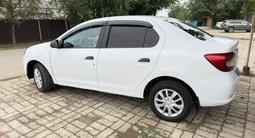 Renault Logan 2018 года за 3 800 000 тг. в Уральск – фото 2