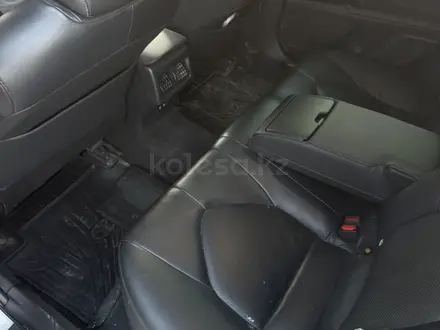 Toyota Camry 2018 года за 11 000 000 тг. в Шымкент – фото 14