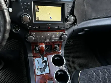 Toyota Highlander 2011 года за 11 300 000 тг. в Астана – фото 12