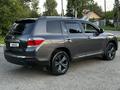 Toyota Highlander 2011 года за 11 300 000 тг. в Астана