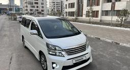 Toyota Vellfire 2012 года за 12 500 000 тг. в Астана