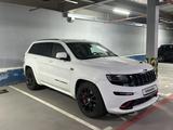 Jeep Grand Cherokee 2014 года за 14 999 999 тг. в Алматы – фото 2