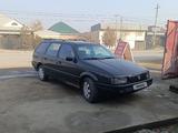 Volkswagen Passat 1990 годаүшін1 400 000 тг. в Жетысай