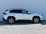 Toyota RAV4 Prestige 2020 года за 13 300 000 тг. в Атырау – фото 4