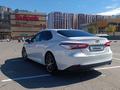 Toyota Camry 2022 года за 15 500 000 тг. в Алматы – фото 12