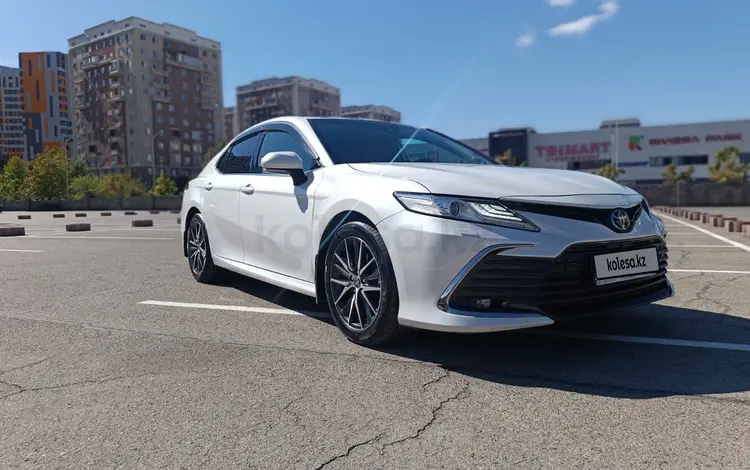 Toyota Camry 2022 года за 15 500 000 тг. в Алматы