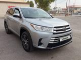 Toyota Highlander 2019 года за 18 500 000 тг. в Шымкент