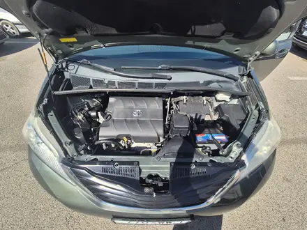 Toyota Sienna 2013 года за 12 000 000 тг. в Алматы – фото 11