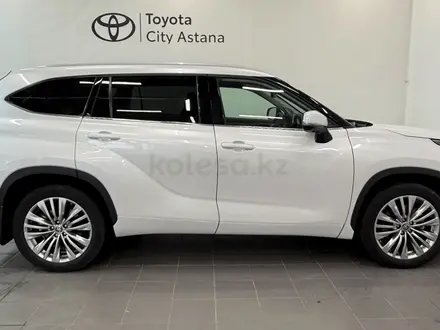 Toyota Highlander Luxe 2024 года за 31 900 000 тг. в Астана – фото 19