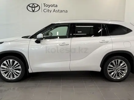 Toyota Highlander Luxe 2024 года за 31 900 000 тг. в Астана – фото 3