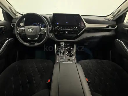 Toyota Highlander Luxe 2024 года за 31 900 000 тг. в Астана – фото 8