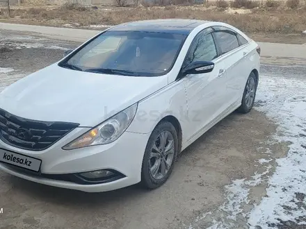 Hyundai Sonata 2011 года за 5 000 000 тг. в Жанаозен – фото 2