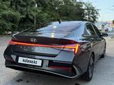 Hyundai Elantra 2024 года за 8 400 000 тг. в Уральск – фото 4