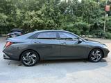 Hyundai Elantra 2024 года за 8 400 000 тг. в Уральск – фото 5