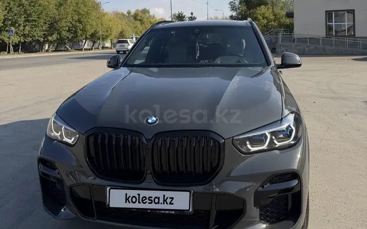 BMW X5 2022 года за 45 500 000 тг. в Костанай