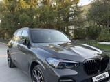 BMW X5 2022 годаүшін45 500 000 тг. в Костанай – фото 3
