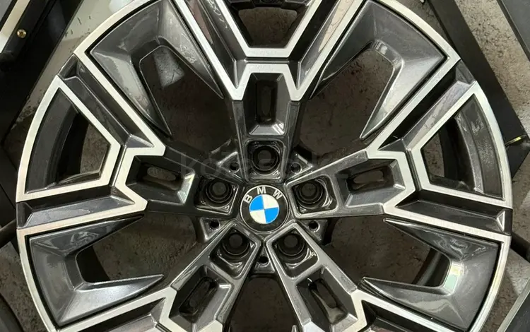BMW 5 Series (G60 G61) — Легкосплавный колесный диск стиль за 5 055 тг. в Шымкент