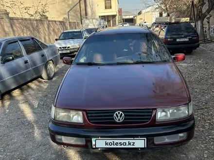 Volkswagen Passat 1994 года за 1 880 000 тг. в Сарыагаш