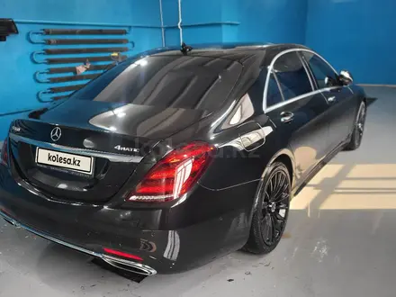 Mercedes-Benz S 560 2018 года за 48 000 000 тг. в Павлодар – фото 12