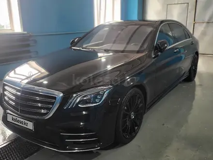 Mercedes-Benz S 560 2018 года за 48 000 000 тг. в Павлодар – фото 15