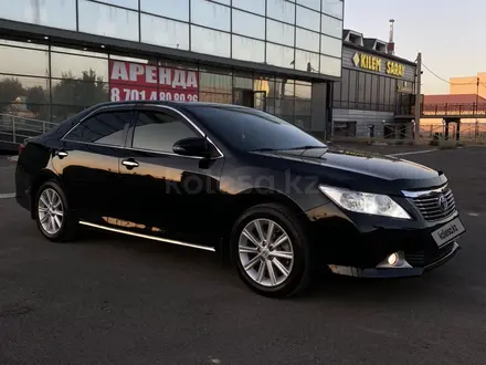 Toyota Camry 2012 года за 10 100 000 тг. в Шымкент – фото 2