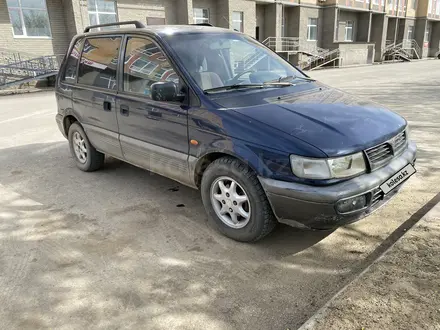 Mitsubishi Space Runner 1995 года за 750 000 тг. в Актобе