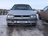 Volkswagen Golf 1995 года за 1 300 000 тг. в Уральск – фото 2
