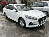 Hyundai Sonata 2021 года за 7 900 000 тг. в Алматы – фото 2