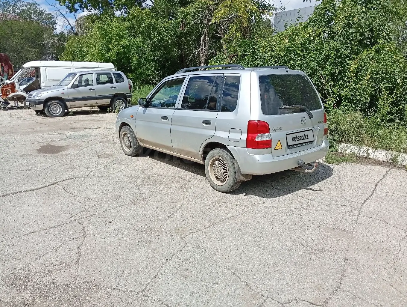 Mazda Demio, 2002