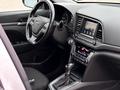 Hyundai Elantra 2018 года за 4 500 000 тг. в Актау – фото 4