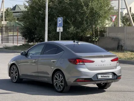 Hyundai Elantra 2020 года за 9 500 000 тг. в Шымкент – фото 3